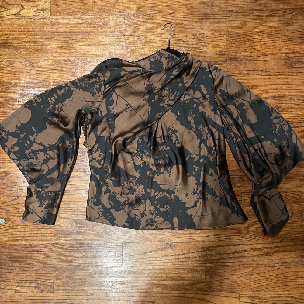 Zara blouse with balloon sleeve size L
